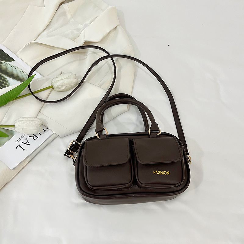 Spring And Summer New Fresh Luxury Bag Women s Fashionable Casual New Free Delivery Designer Bag Handheld Small Square Bag Korean Niche Single Shoulde