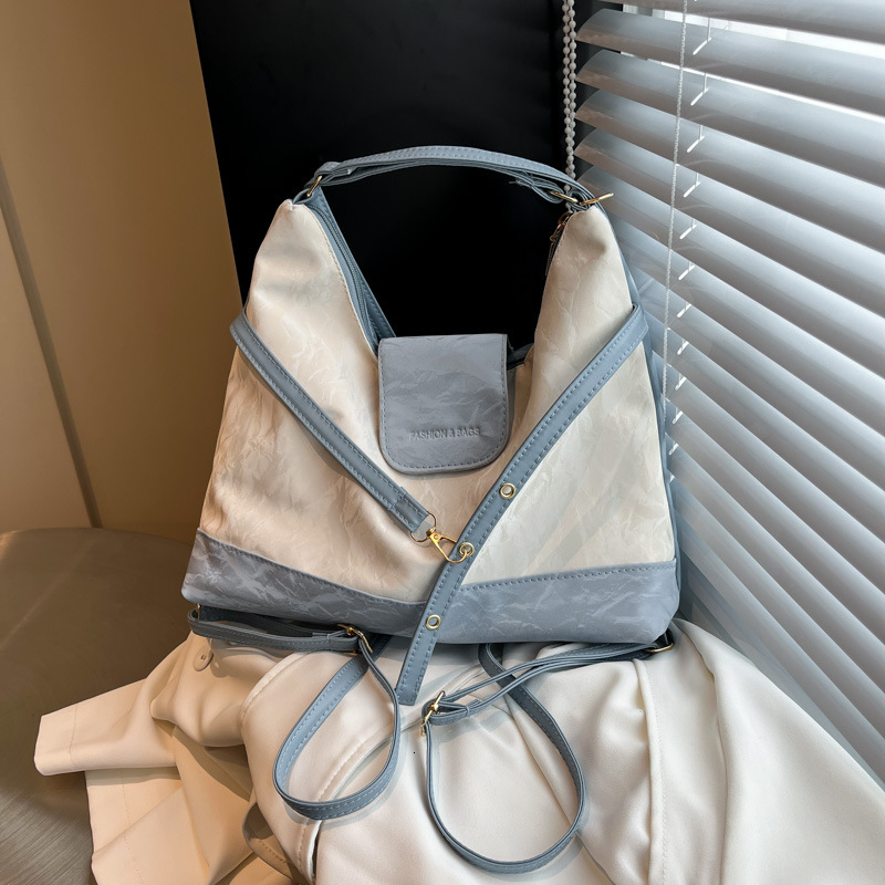 2025 Spring New Luxury Bag Cross Shoulder New Free Delivery Designer Bag Tote Fashion Leisure Backpack Simple Commuter Underarm Bag For Women