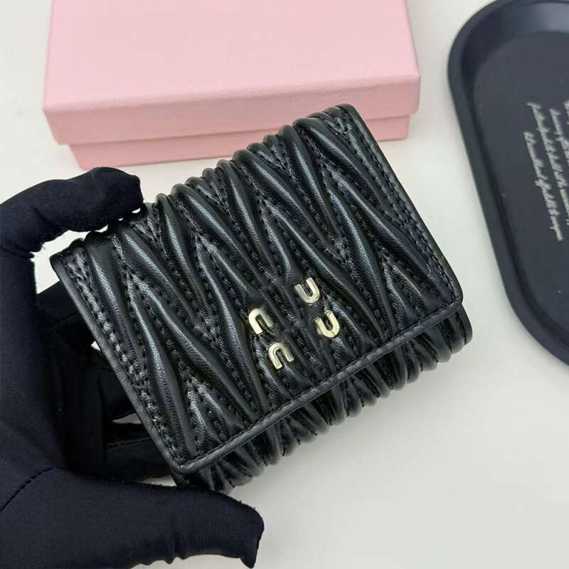 Designer Short Wallets Woman Card Holder Luxury Real Lambskin with Letter Coin Purse