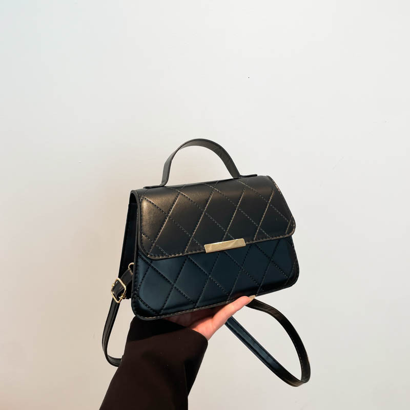 Lingge Embroidery Thread For Women Spring 2025 New Single Shoulder Luxury Bag Crossbody Bag Casual New Free Delivery Designer Bag Commuter Small Squar