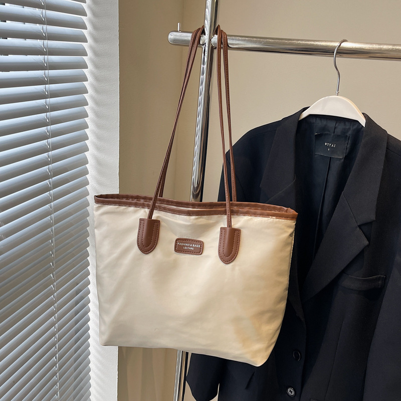 Free Delivery Designer Bag Oxford For Women With Large Capacity 2025 New Casual Versatile Shoulder Cloth Advanced Sensory And Diligent Tote Luxury Bag
