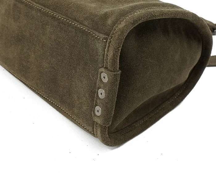 Female Fashion Quality Suede Genuine Leather Rivet Side Shoulder Bag Women Casual Big Capacity Designer Overnight Boston Handbag
