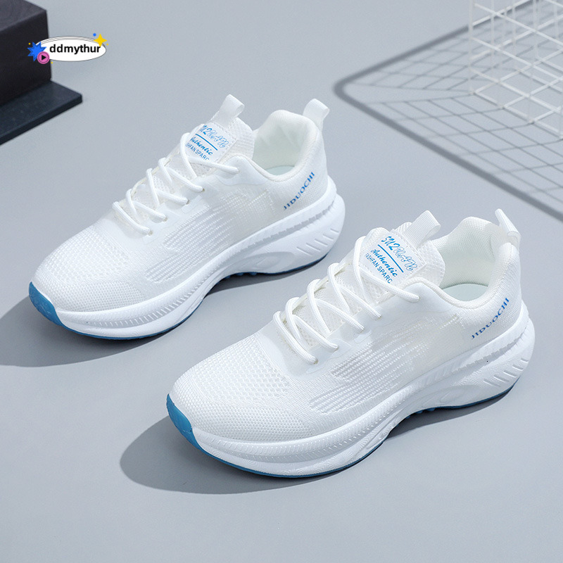 Women's white thick soled comfortable running fashionable and trendy, breathable sports shoes, women's shoes ddmythur