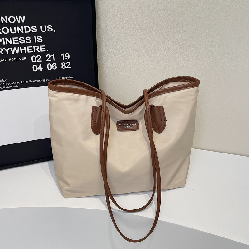 Free Delivery Designer Bag Oxford For Women With Large Capacity 2025 New Casual Versatile Shoulder Cloth Advanced Sensory And Diligent Tote Luxury Bag