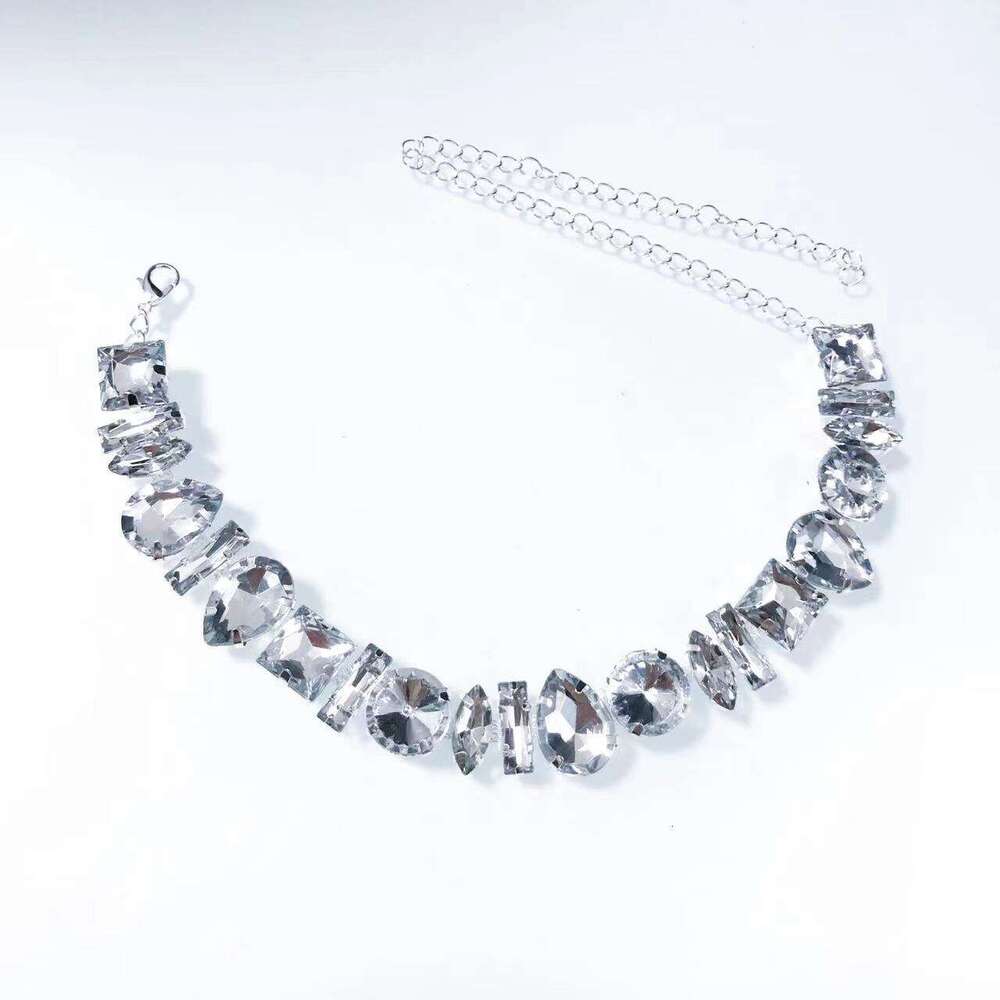 Small and clear high-end rhinestone necklace INS cool style metal thick neck exaggerated personality collarbone chain summer