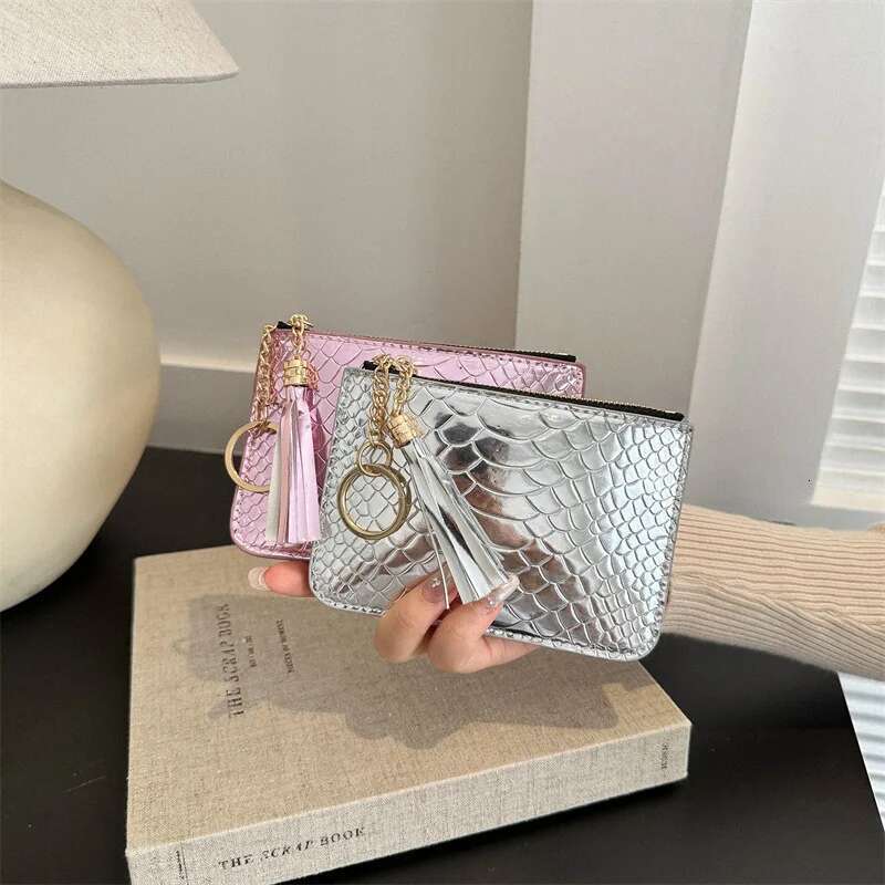 New Women'S Fashion Handheld Crocodile Pattern Handbag Simple Large Capacity Wallet Multifunctional Card Organizer Autumn Winter