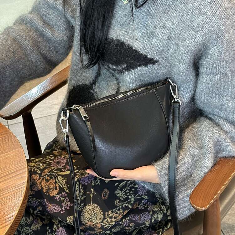 Genuine Leather Niche Cowhide Shoulder Crossbody 2024 Light Luxury Design Versatile Trendy Women's Bag