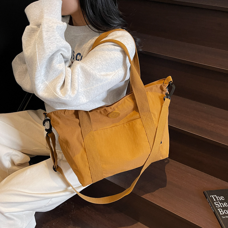 Large capacity canvas women's spring and summer versatile 2025 new crossbody cloth bag, casual student class tote bag