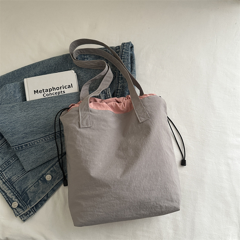Ladies' Fashion Shoulder Drawstring Leisure New Free Delivery Designer Bag 2025 Early Spring New Luxury Bag Style Stylish Tote Children's Ba