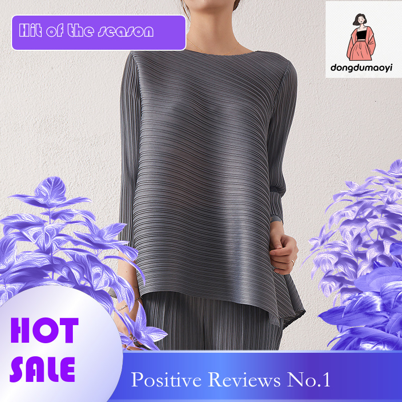 dongdumaoyi Fashionable design sense, niche top, Miyake new style, asymmetric loose plus size t-shirt for women, stylish