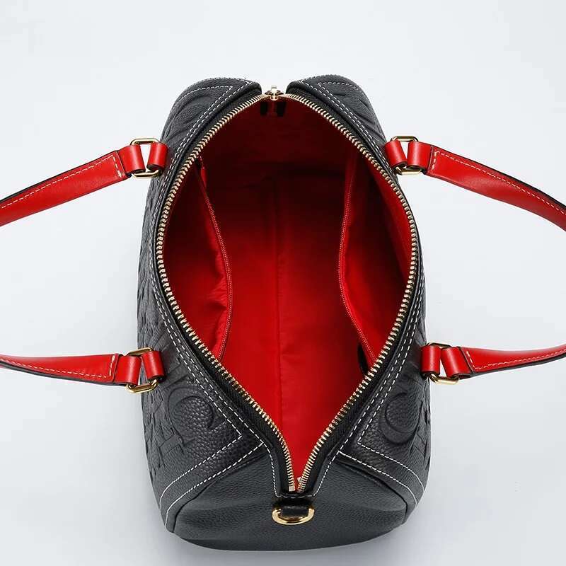 Classic Style Pure Colour Retro Large Capacity Handbag Simple Fashion Women's Shoulder Bag Fine Workmanship