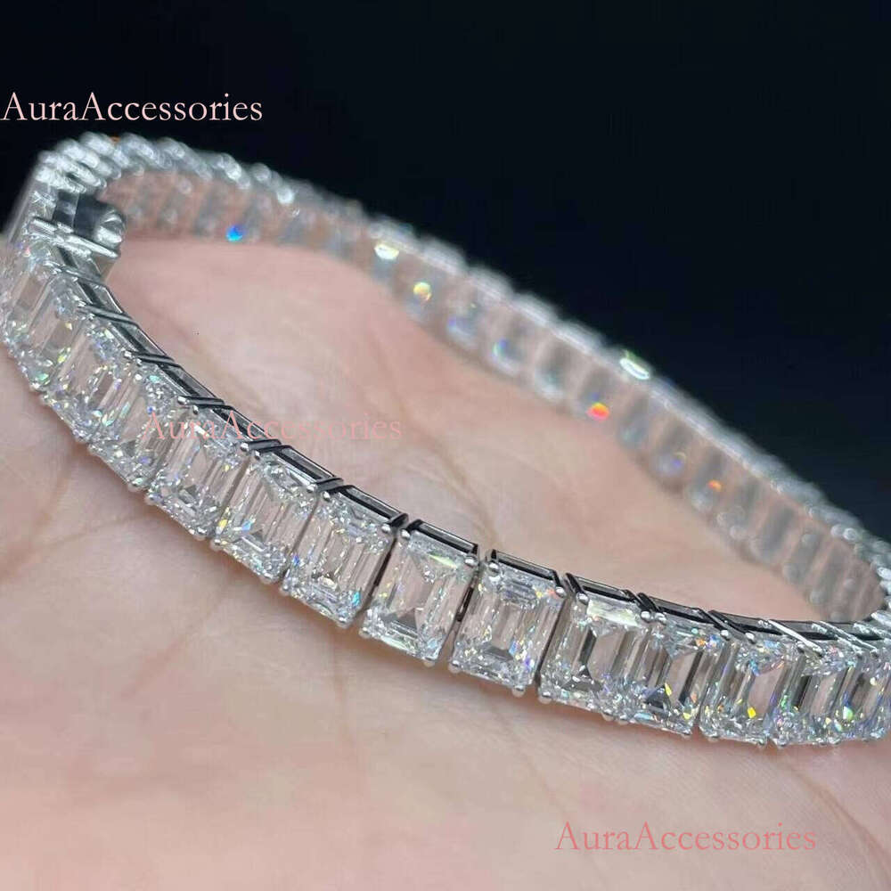 Custom Made 14K Solid White Gold VVS1 Emerald Cut Lab Grown Dia Tennis Bracelet for Unisex