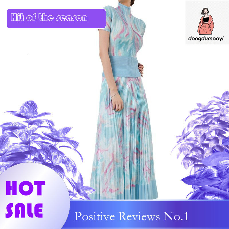 dongdumaoyi Miyake temperament set, fashion high-end women's printed short sleeved T-shirt, slim fit and slimming half skirt two-piece set