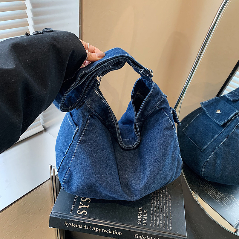 Luxury Bag Crossbody Denim Cloth Women's Simple Mailman Bag New Casual New Free Delivery Designer Bag Versatile And Fashionable Student Shoulder 