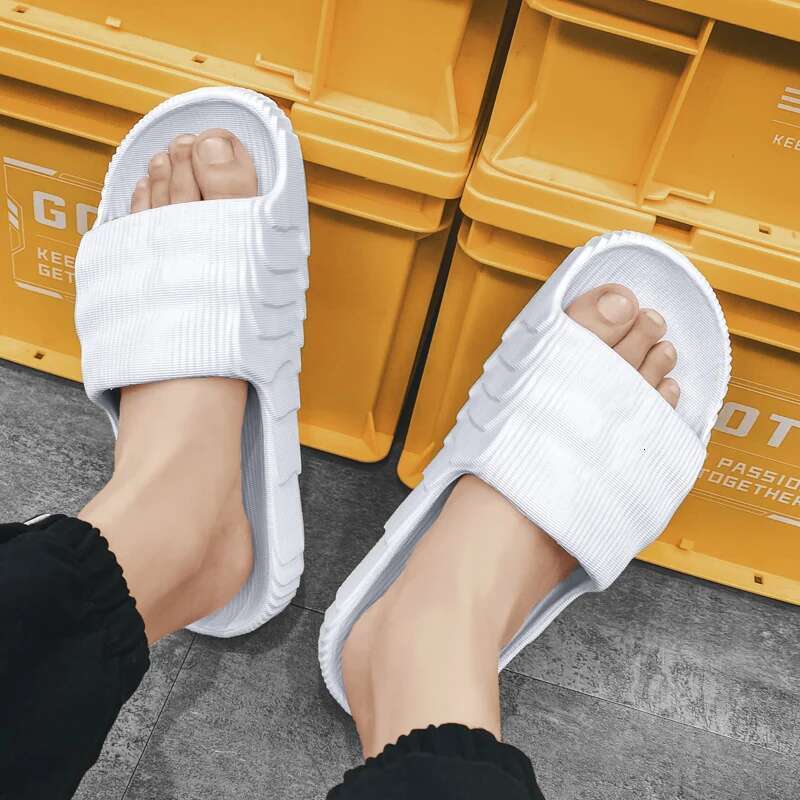 2022 Man Slippers Summer Beach Fashion New Eva Soft Women Sandals Thick Platform Leisure Ladies Indoor Bathroom Anti-slip Shoes