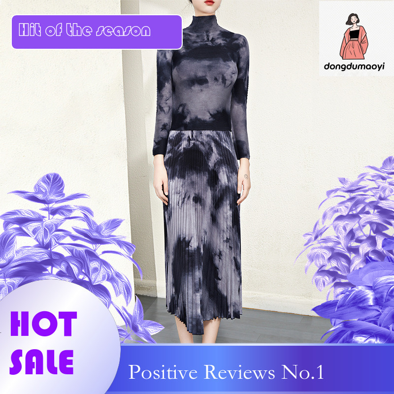 dongdumaoyi Women's new Miyake blend printed long sleeved plus size T-shirt fashionable high waisted pleated skirt women's suit