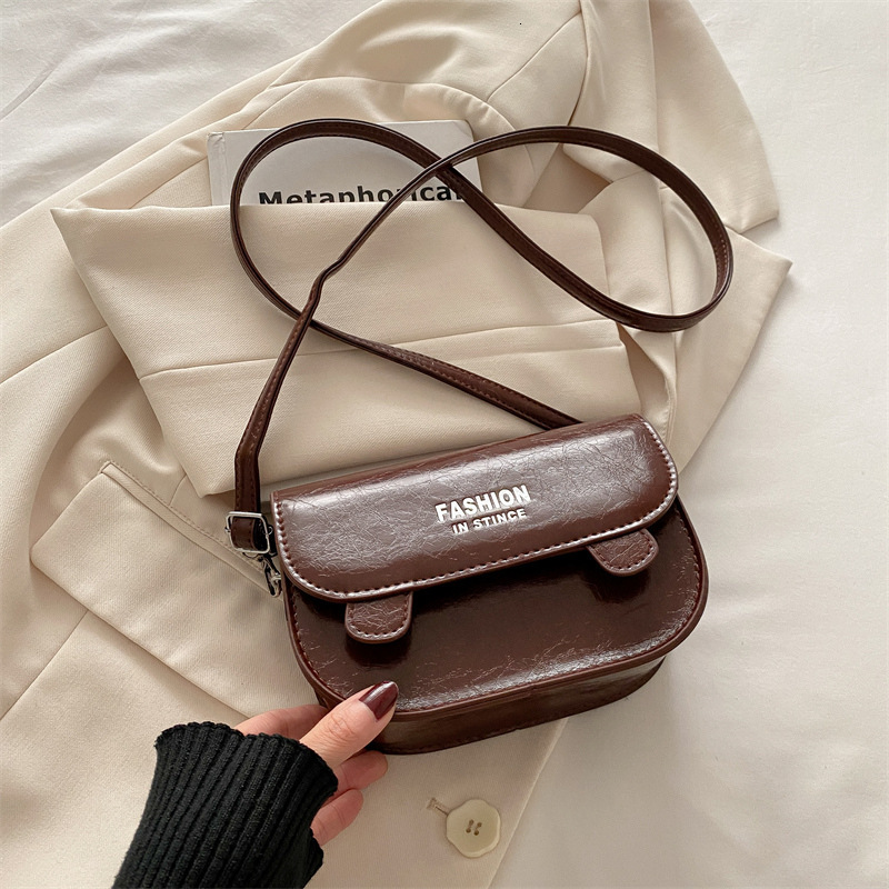 Free Delivery Designer Bag 2025 Winter New Niche Women's This Year's Popular High End And Stylish Single Shoulder Crossbody Saddle Luxury Ba