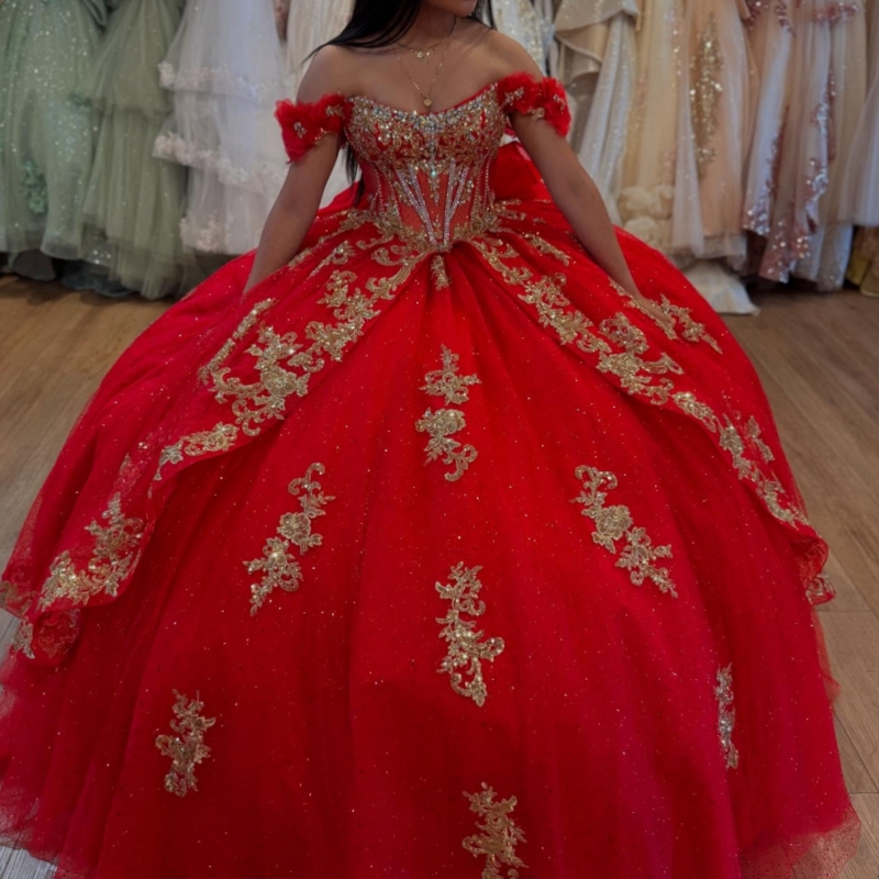 Red Shiny Quinceanera Dresses Off Shoulder Ball Gown Sweet 16 Dress Beading Gold Applique Lace Bow Tull Birthday Party Vestidos 15 Anos