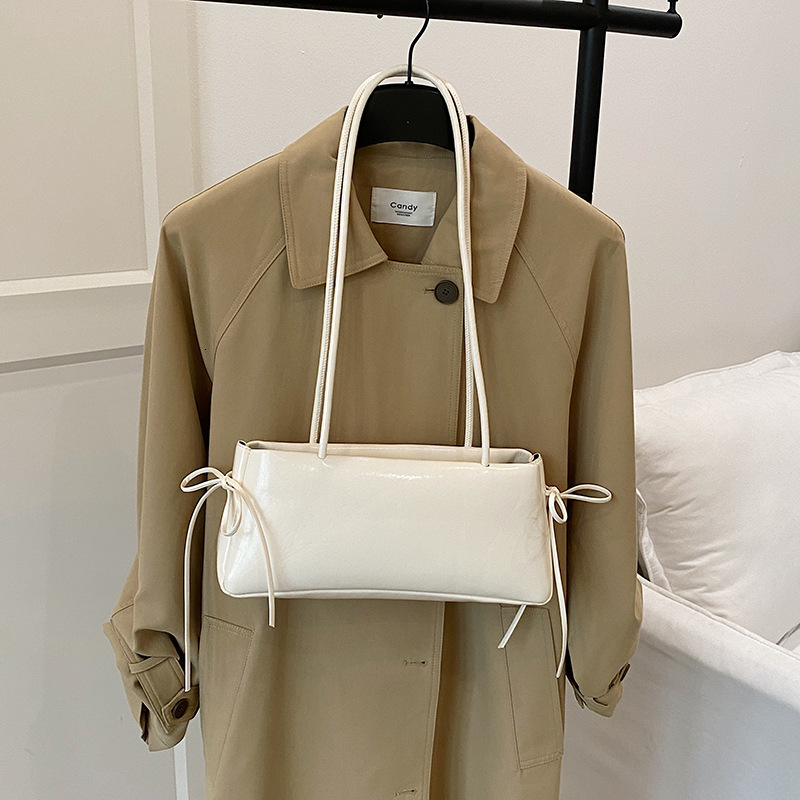 2025 new bag, Korean niche fashion women's armpit new simple fashion designer butterfly butterfly single shoulder multifunctional commuting bag v
