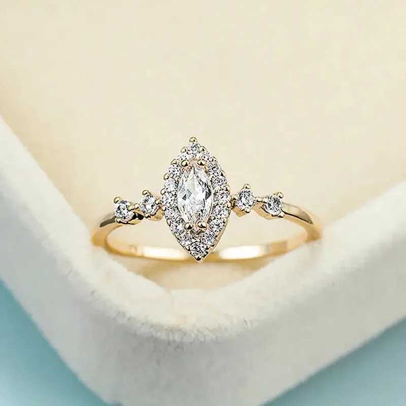 925 Sterling Silver Fashion Luxury Marquise Cubic Zirconia Rings for Women Engagement Wedding Accories JewelryXJ250514