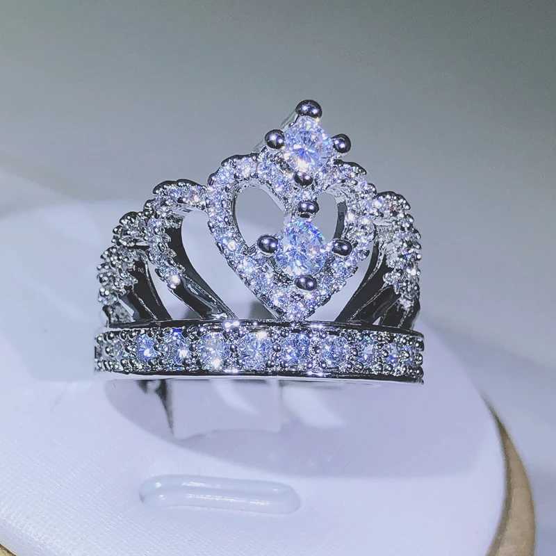 925 silver Fancy Crown Women Ring Best Anniversary Girl Gift Elegant Female Dance Party Train Jewelry Rings WholesaleXJ250514