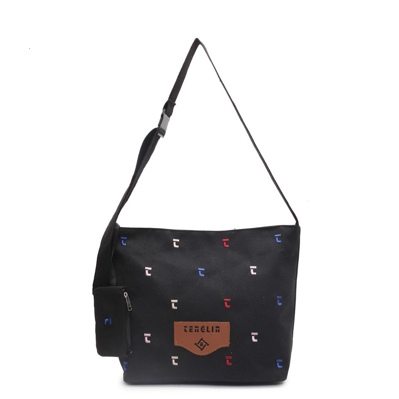2025 Winter Large Capacity Shoulder College Student Girls Leisure Versatile Canvas Bag Wear New Free Delivery Designer Luxury Bag Resistant And Waterp
