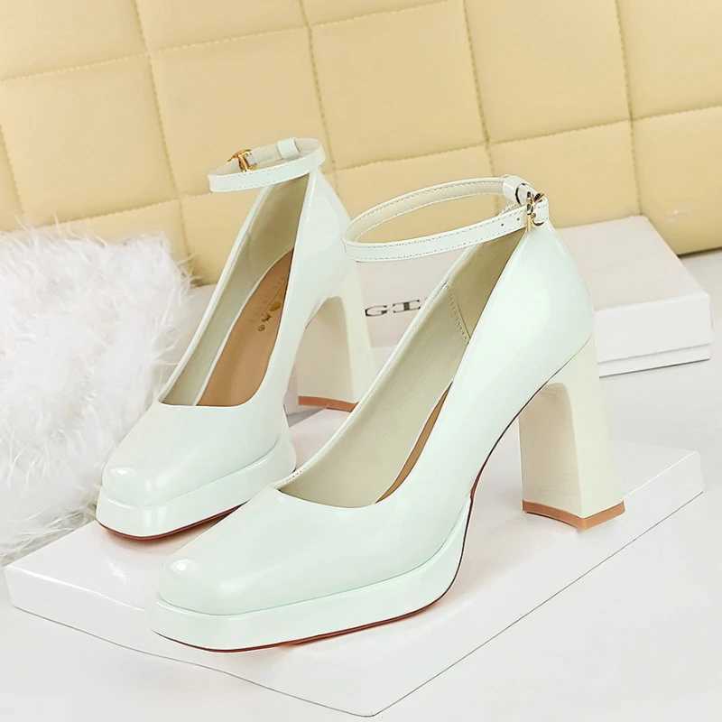 European American Style Simple Thick Heeled Super High Heel Waterproof Platform Patent Leather Square Head Strap Single Shoes W250514