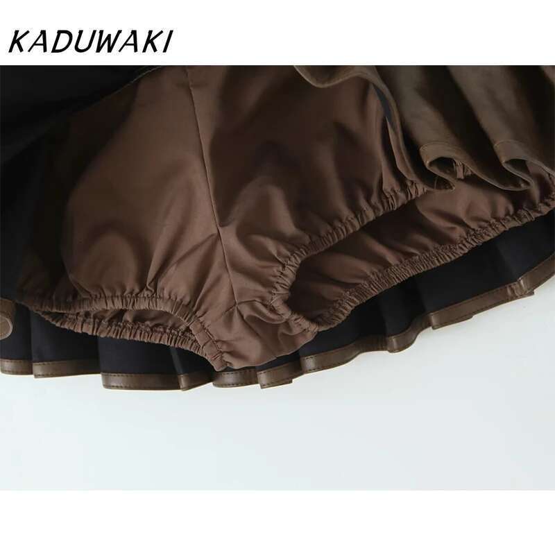 KADUWAKI American Retro With Belt Pleated Mini Women Low Waist Brown Faux Leather Skirts Cool Girl PU Y2k Fairy Skirt