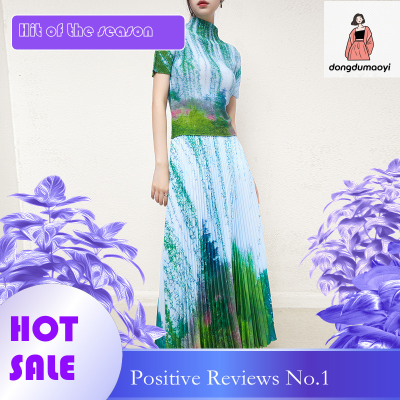 dongdumaoyi Wrinkle Fashion Top Short Sleeve Chiffon Landscape Printed Design Age Reducing T-shirt Half Skirt Two Piece Set for Women