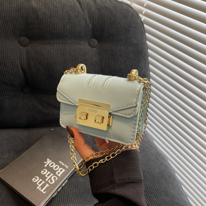 Niche Fashion Mini Chain 2025 Spring New New Free Delivery Designer Luxury Bag Bag Korean Simple And Western Small Square Candy Color Crossbody Bag