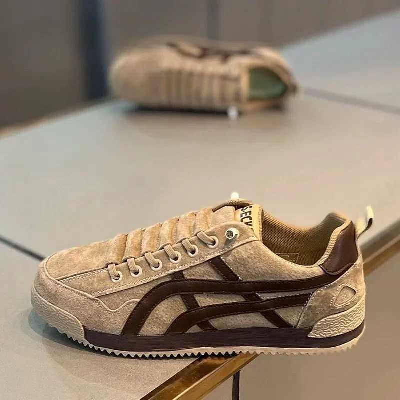 2025 New Mens Sports Shoes Outdoor Non-slip Pair Running Shoes Casual Fashion Comfortable Walking Shoes Casual Shoes M250514