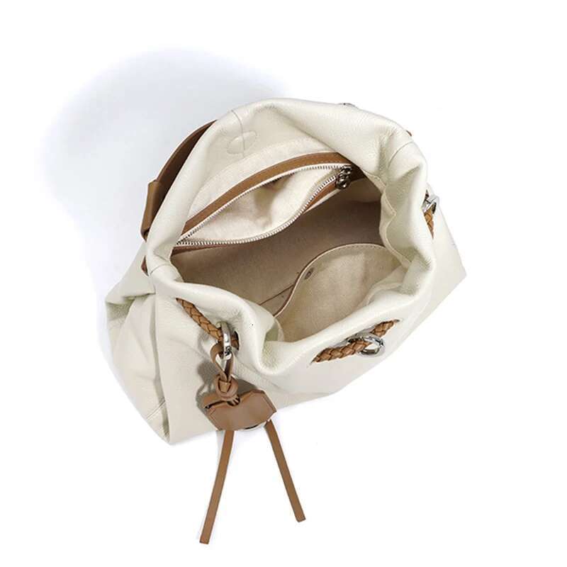 2025 New Niche Design Genuine Leather Lady High Quality Bag Commuting Versatile Fashion Woman Handbag
