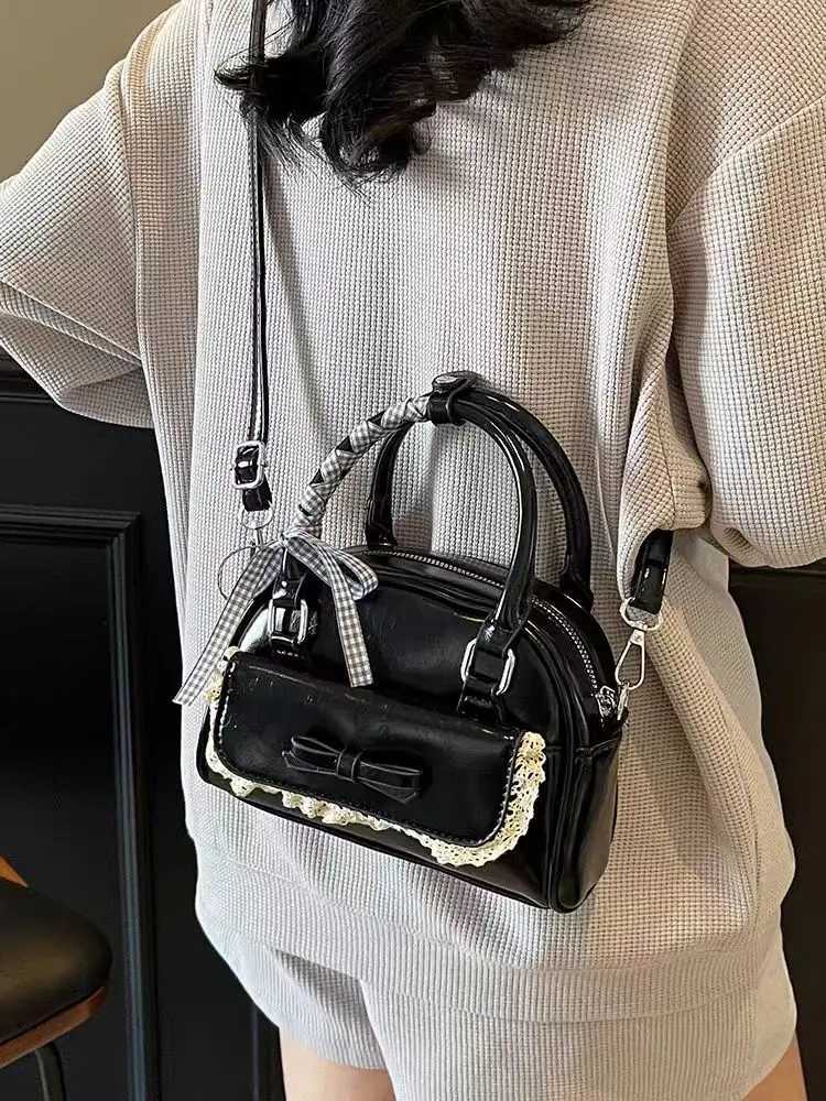 Luxury Designer Brand Mini Square Crossbody Bag For Wen 2025 New Sweet Bow Lace Handbag Fi PU Leather Shoder Bag Z250514