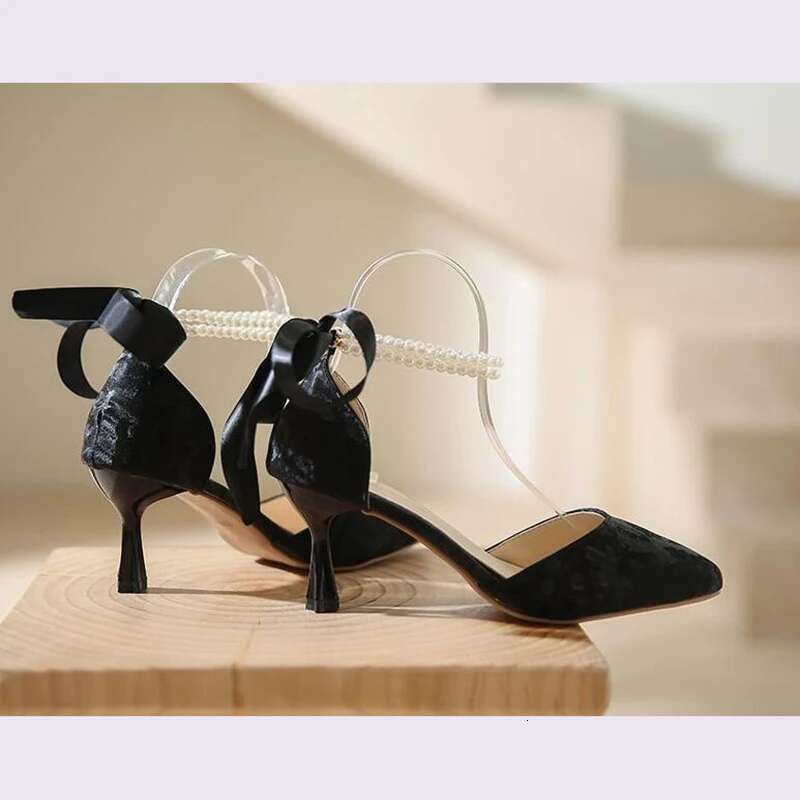 Spring/Summer New Small Fragrant Wind Pointed Pearl Versatile Thin High Heels Hollow Women'S Single Shoes