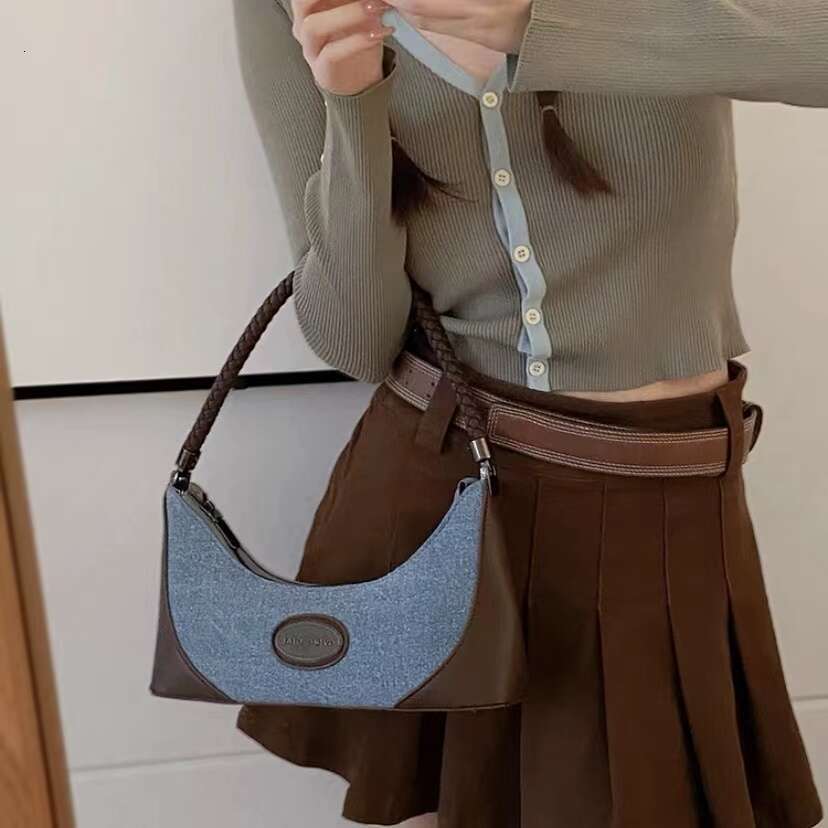 Denim for Women 2025 New Fashion and Medieval Underarm with Small Size Texture One Shoulder Handheld Stick Bag