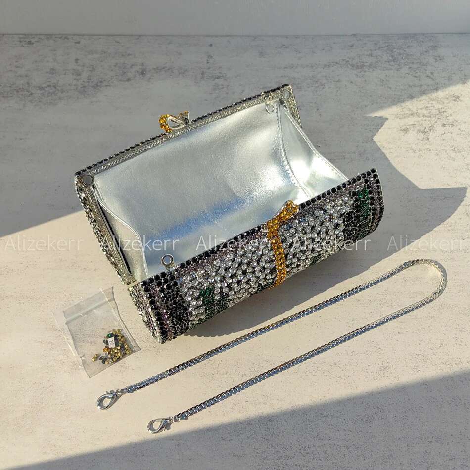 A Roll Of US Dollars Shaped Crystal Evening Bags Women New Gorgeous Novelty Unique Clutch Purses Wedding Party
