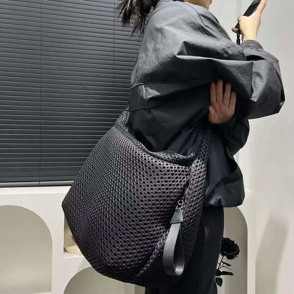 Ladies' Fashionable Mesh Nylon Lightweight Diagonal Cross With Large Capacity Ing Casual Shoulder Bag