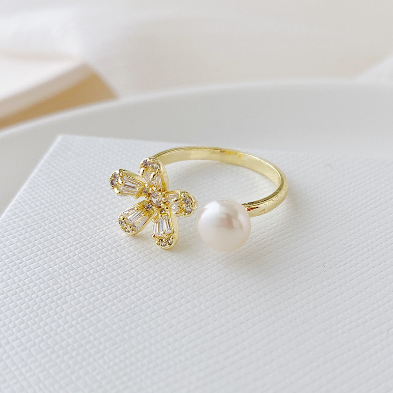 Korean Style Fashion for Women Personalized Pearl Flower Ring Jewelry