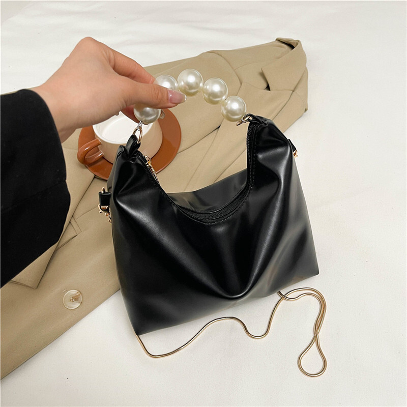 Small Highend Pearl Handbag Women's 2025 New Mini Chain Shoulder Crossbody Small Bag New Free Delivery Designer Luxury Bag Bag Dumpling Bag