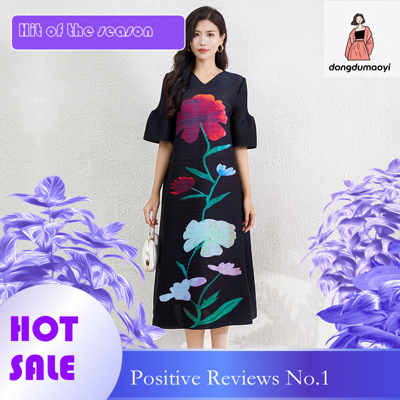 dongdumaoyi Wrinkle dress for women summer new V neck loose fit slimming and chubby mm pregnant s belly covering A line skirt
