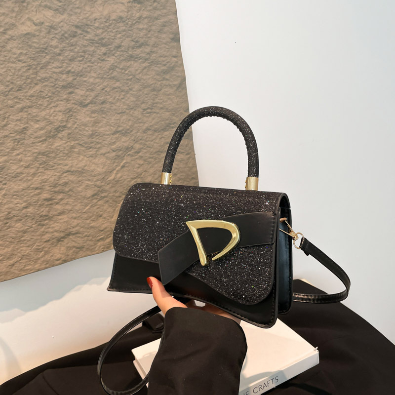 Fashionable Light Luxury 2025 New Luxury Bag Free Delivery Designer Bag New Style Korean Edition Popular Leisure Solid Color Handheld Single Cross Sho