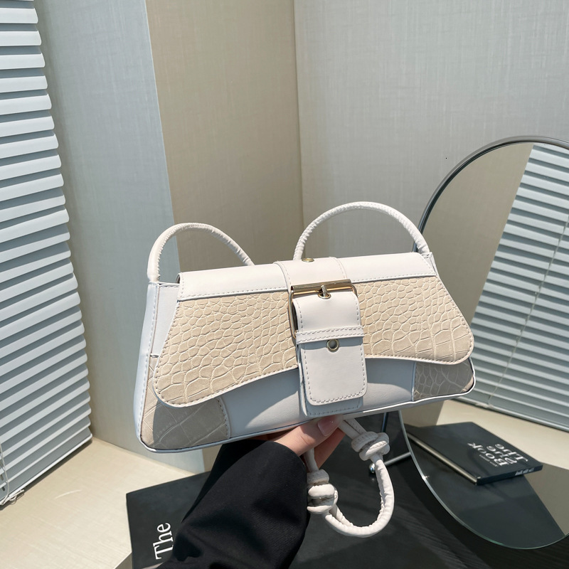 Women's Design Crocodile Pattern Commuter Underarm 2025 New Elegant New Free Luxury Bag Delivery Designer Bag Texture Fashion Crossbody Bag Xiaox