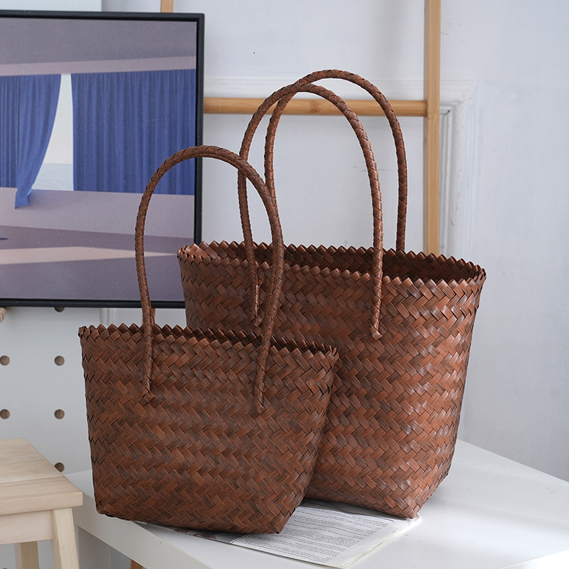 2025 New Handbag Fashion Simple Beach Vacation Straw Bag Designer Women's New Woven Handbag Imitation Vine Weaving Festival Gift Vacation Bag