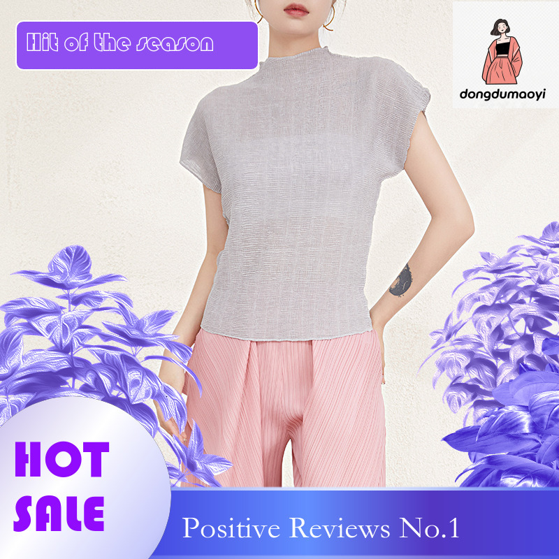 dongdumaoyi Miyake texture pleated round neck lazy style short sleeved T-shirt 2023 summer new loose casual top for women