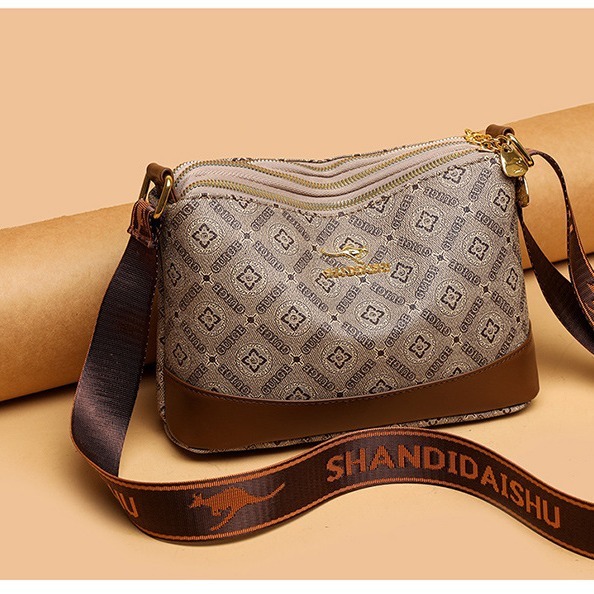 2025 Designer's Bag New Large Capacity Middle-aged Female Mother Simple And Versatile Crossbody Soft Leather Women's Bag High-end Single Sho