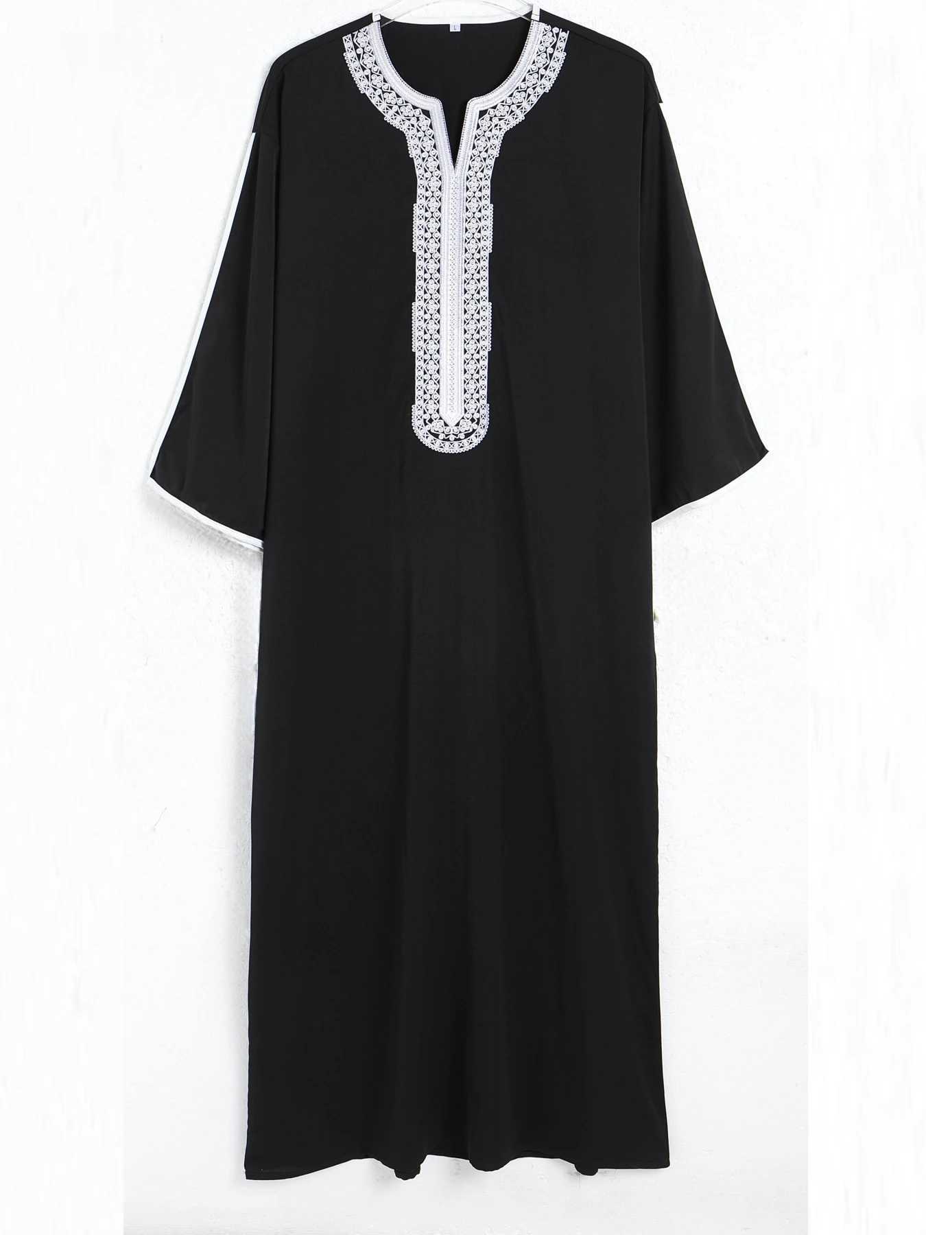 2024 New Muslim kaftan Men Short sleeve embroidered Moroccan Arab ethnic style robe casual party Jubba Thobe in Dubai Turkey X250514