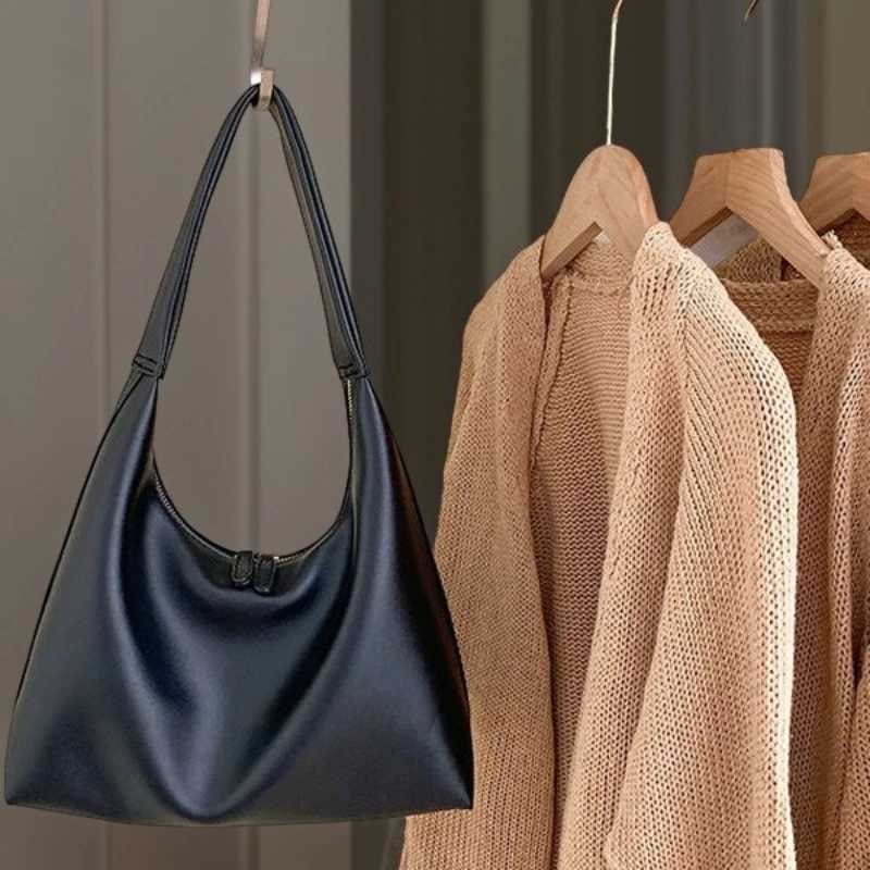 Single Shoder Bag High-end Feel Large Capacity Cmuting Dumpling Bag Versatile Korean Version Trendy Armpit Bag Niche Z250514