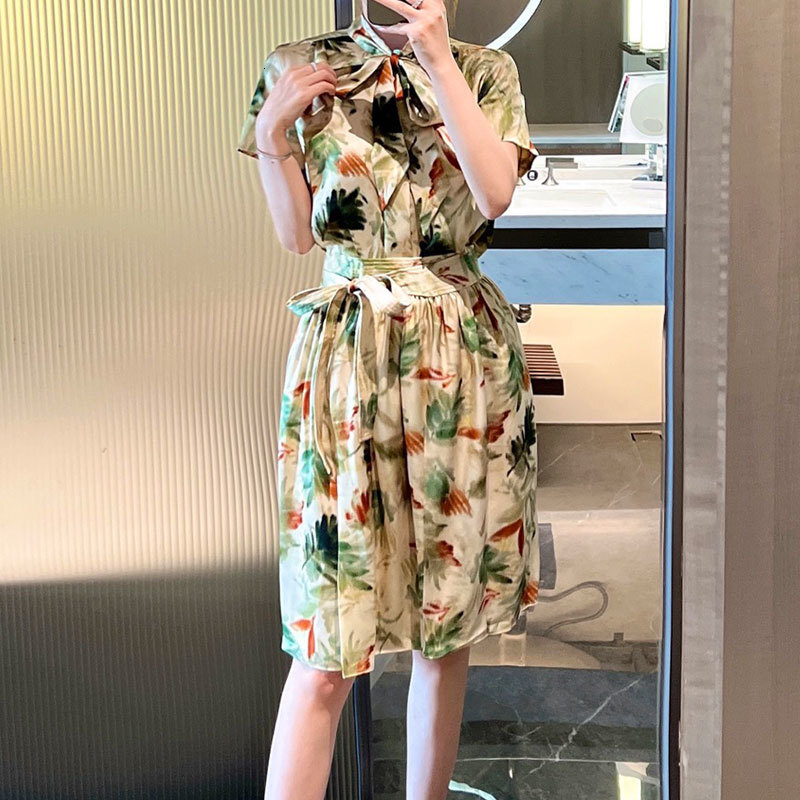 Summer Women's Botanical Print Silk Satin Skirt Set Fashion Lace Up Neck Short Sleeve Shirt Simple High-Waist Tie Knee-Length Pleated Skirt Class