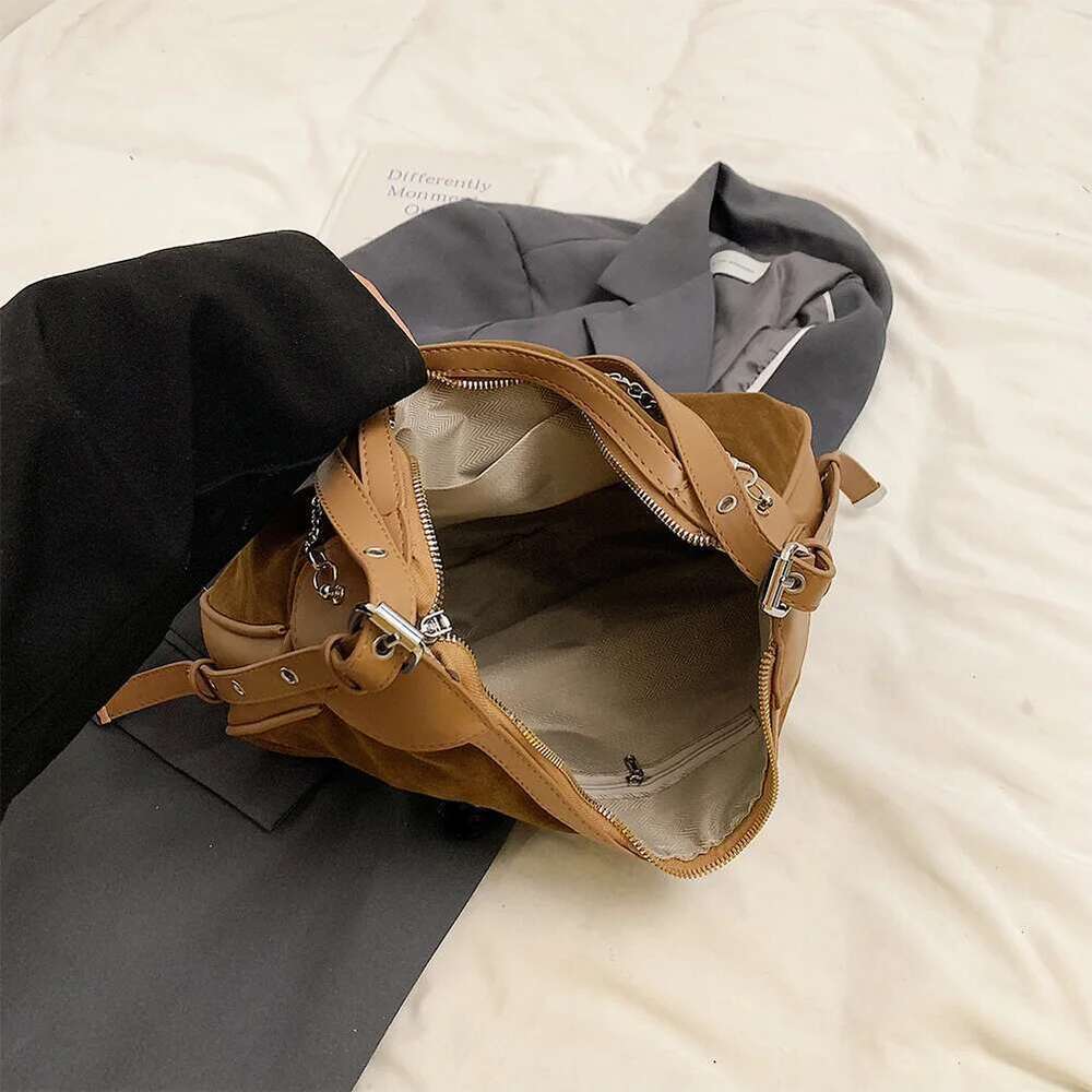 Suede Shoulder Adjustable Strap Crescent Zipper With Multi-Pocket Hobo Bag Vintage Handbag Purse For Women