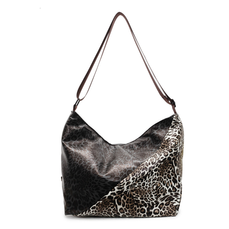 2025 new leopard print shoulder bag, American niche, large capacity, lazy, fashionable, versatile, vegetable basket handbag